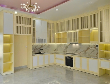 Thi Công Nội Thất Trọn Gói Nhà Phố Với Hệ Tủ Kịch Trần Và Bếp Sang Trọng